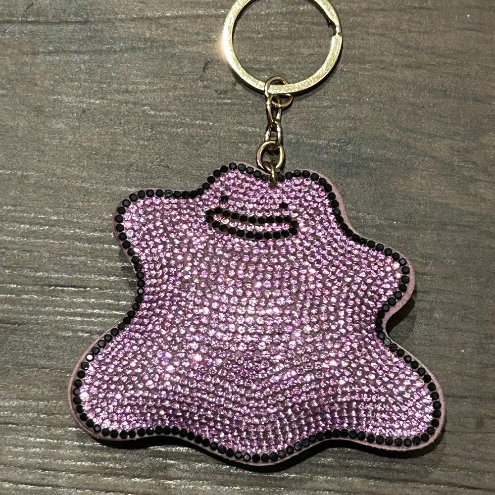 Pokemon Purple Ditto Keychain - Picture 2 of 3